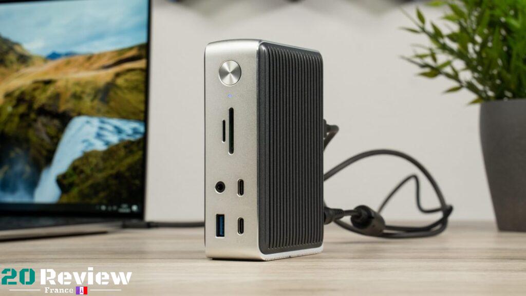 Cette station d'accueil Anker PowerExpand Elite Thunderbolt 3 prend en charge jusqu'à 85 W de charge via le port Thunderbolt en amont à l'arrière de la station d'accueil (indiqué par un symbole d'ordinateur portable).