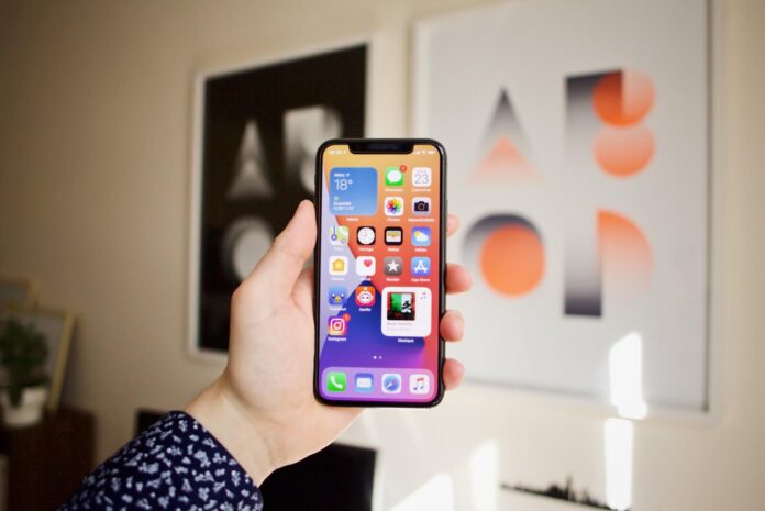 Test de l'iPhone 11 Pro Max : Le Plus Gros et le Meilleur iPhone en 2019 - 20Review.Com