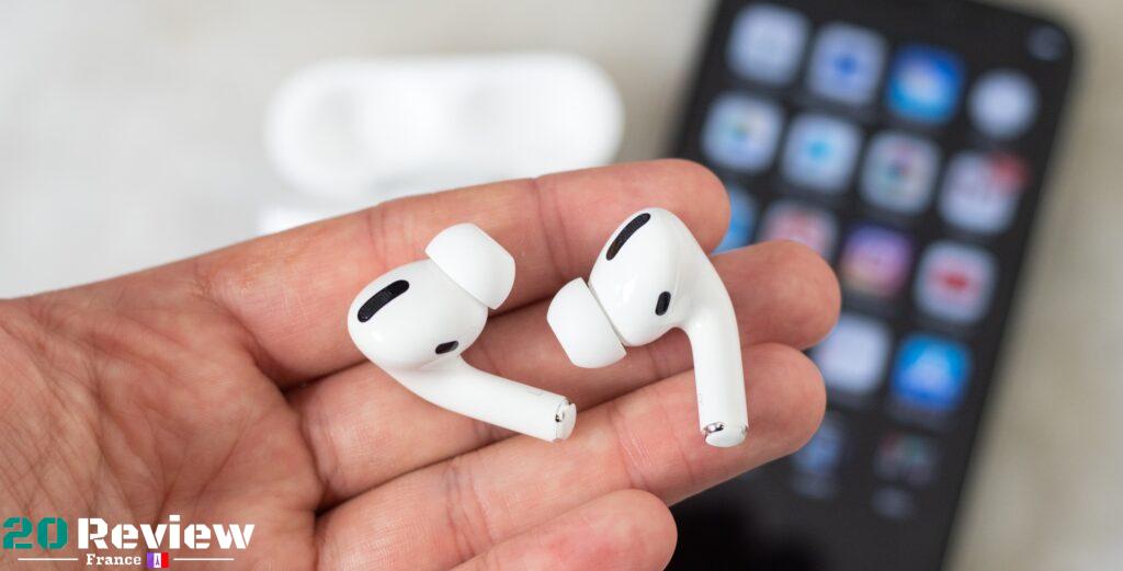 This image has an empty alt attribute; its file name is Apple-AirPods-Pro-1024x521.jpg