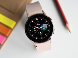 La SAMSUNG Galaxy Watch4 est la montre intelligente la plus fine et la plus légère des montres intelligentes récentes de Samsung, et c'est une montre confortable pour elle.