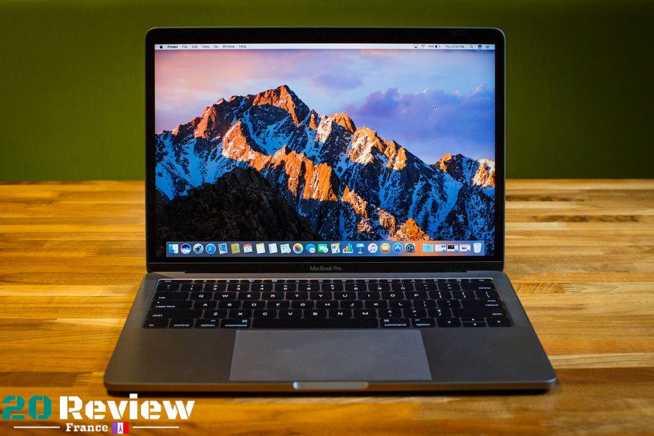 Le MacBook Pro 13 pouces (M1, 2020) est l'ordinateur portable le plus excitant qu'Apple ait sorti depuis des années. La nouvelle puce M1 offre une autonomie exceptionnelle.