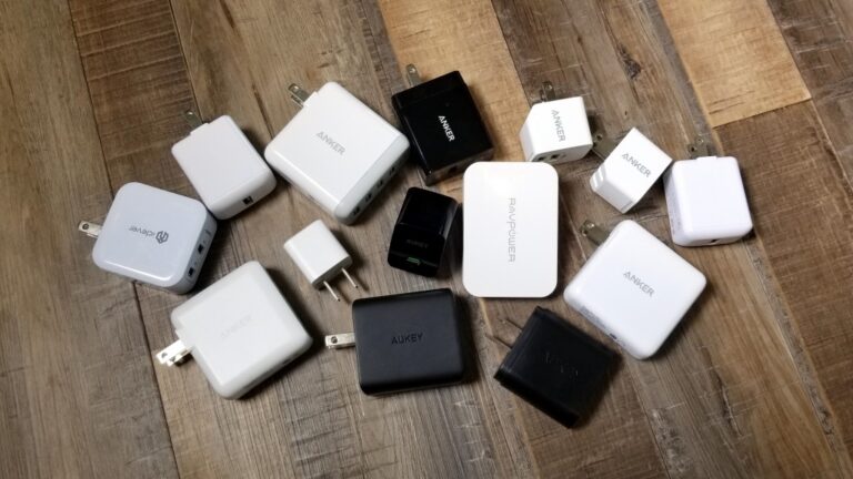 Pour trouver le meilleur chargeur USB-C pour vos appareils, nous avons essayé 20 appareils au cours de 2 séries de tests pour trouver les meilleurs chargeurs muraux, que vous ayez besoin de charger un smartphone, une tablette, un ordinateur portable ou plus.