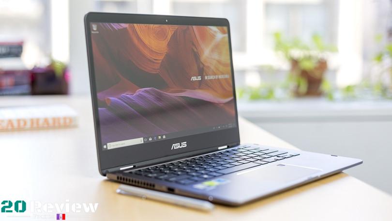 Le ZenBook Flip est un ordinateur portable que vous pouvez utiliser de manière traditionnelle ou en retournant l'écran pour le transformer en tablette.