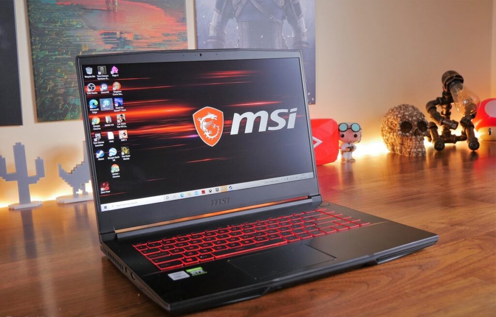 Le MSI GF65 Thin apporte des jeux fins et légers au grand public, avec un écran à cadre fin avec un processeur Intel Core i7 jusqu'à la 9e génération et GeForce GTX