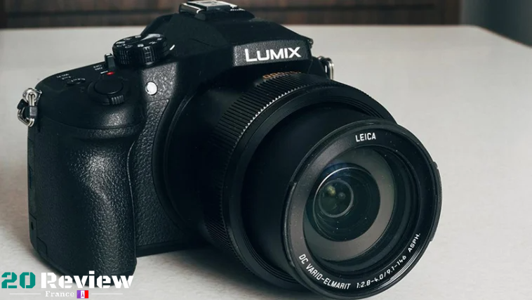 L'appareil photo numérique Panasonic LUMIX DMC-FZ1000 à zoom long offre des fonctionnalités vidéo 4K et un objectif Leica DC avec zoom 24x et un F2 lumineux.