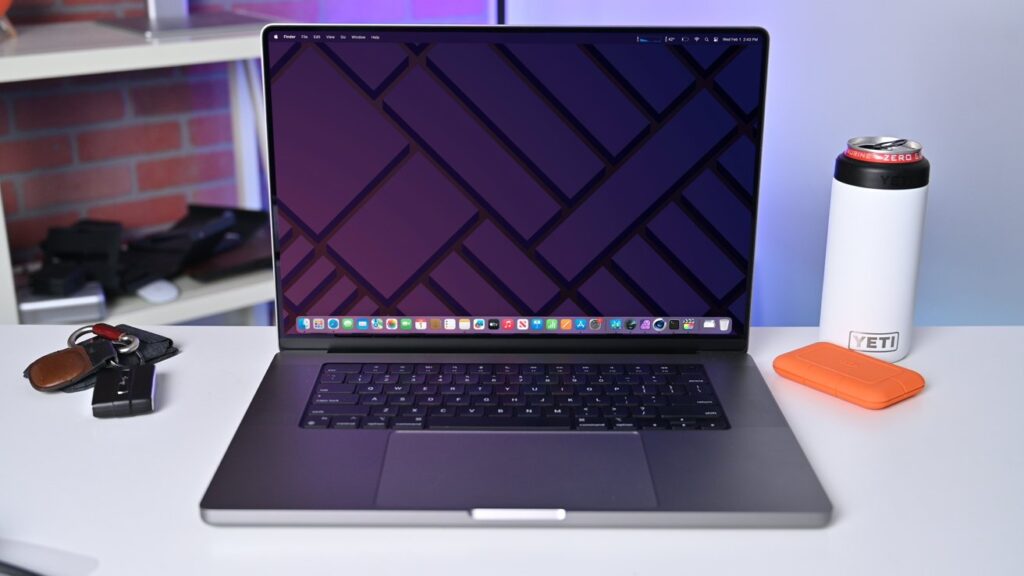 Ces Apple MacBook Pro 2023 sont les ordinateurs portables Mac ultimes, combinant un look et une construction époustouflants avec des performances irréprochables.