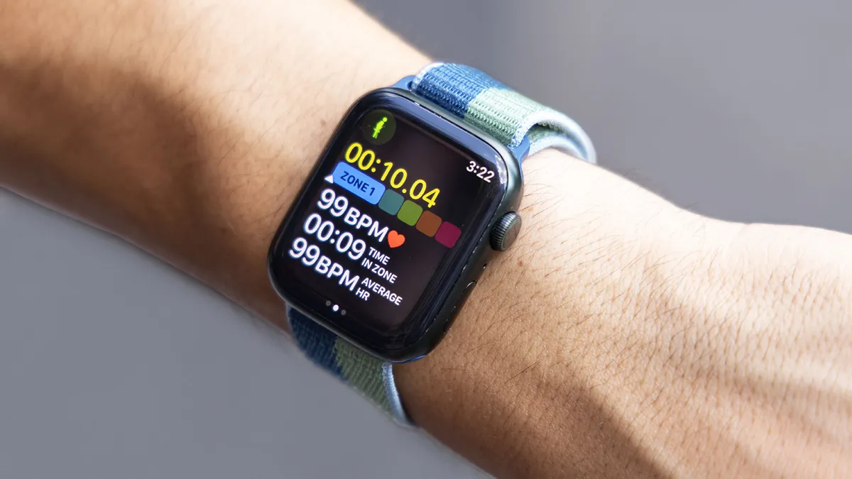 L'Apple Watch Series 5 est un appareil de fitness légitime et résiste aux montres Garmin, Suunto et Polar.