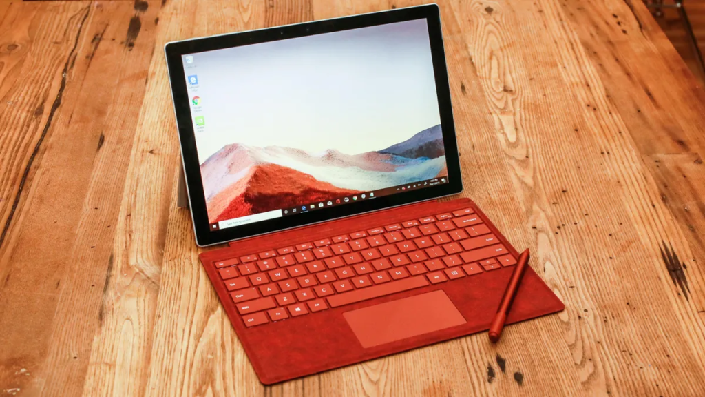 La Surface Pro 7 est Microsoft la septième tentative de créer une tablette suffisamment puissante pour exécuter l'intégralité des programmes Windows 10, tout en restant élégante.