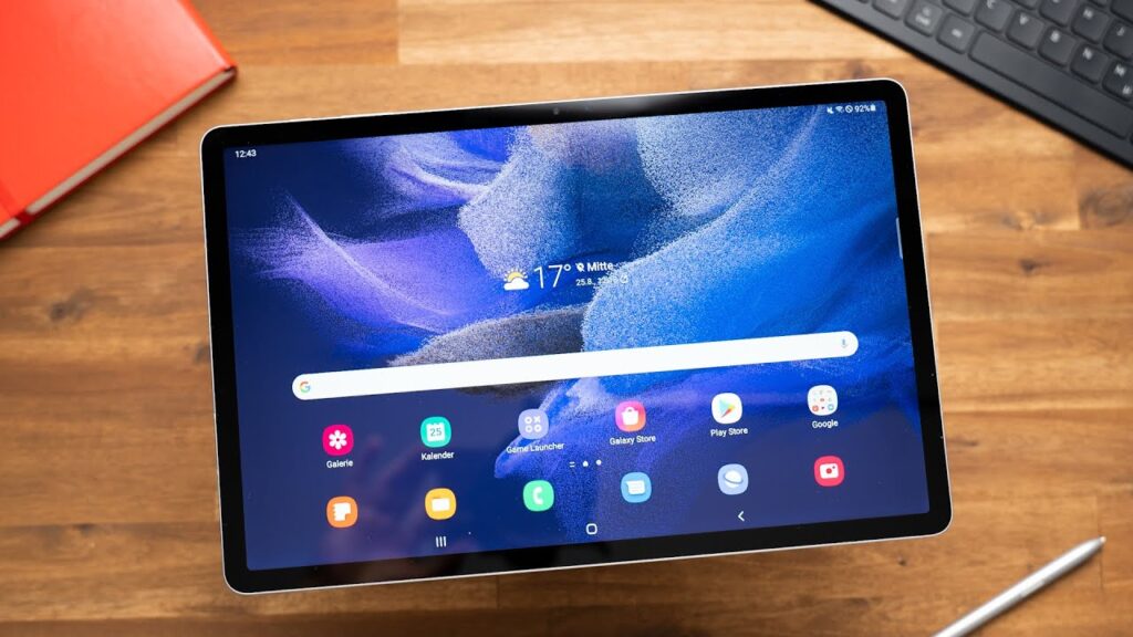 La Galaxy Tab S7 FE est une tablette convaincante pour ceux qui ne veulent pas payer plus cher pour un grand écran. Il a un panneau magnifique.