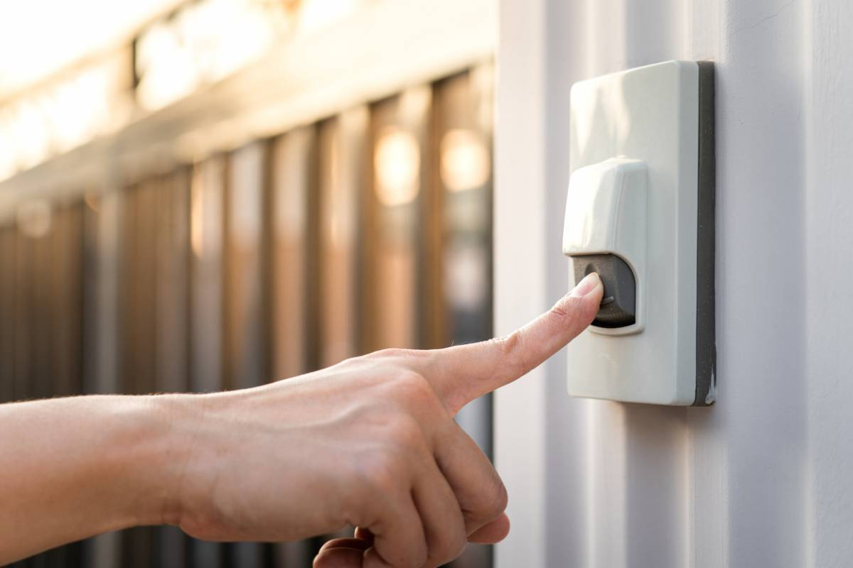 Bénéficiez d’une installation rapide et facile avec ces dispositifs de porte d’entrée.