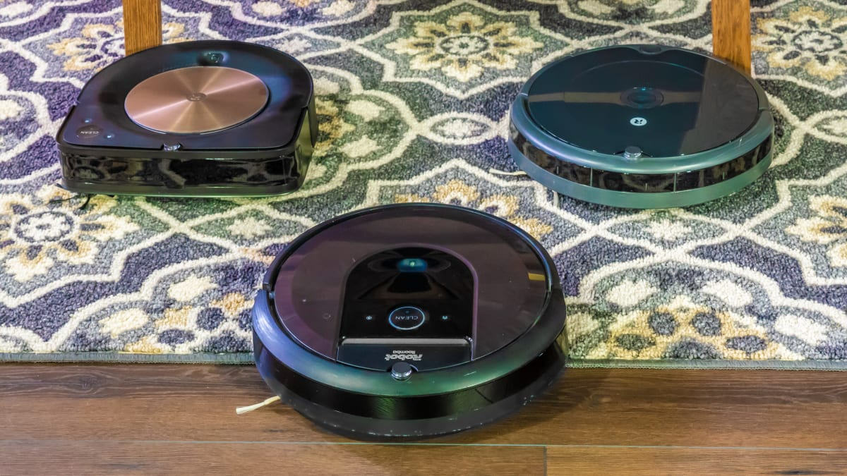 Le meilleur Roomba que nous avons testé est l'iRobot Roomba S9. Cet aspirateur robot haut de gamme possède le moteur d'aspiration le plus puissant de la gamme iRobot.