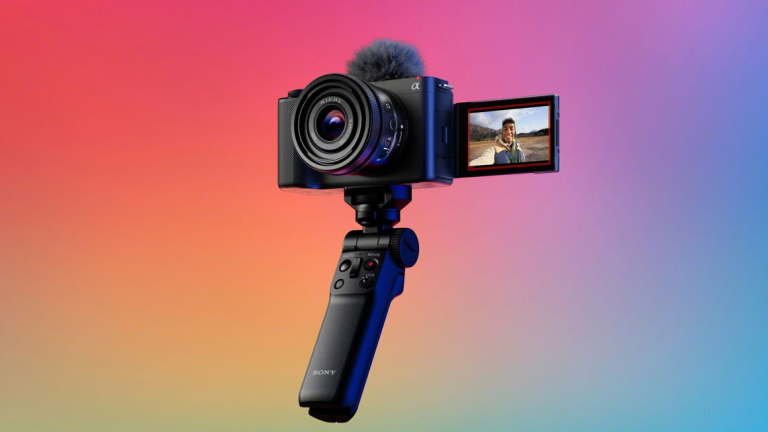 Les meilleures caméras pour le vlogging doivent cocher beaucoup de cases ! Nous voulons de la vidéo 4K, des écrans frontaux, de la portabilité et de la stabilisation.