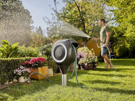 Meilleurs enrouleurs de tuyau d’arrosage rétractables pour un jardin bien rangé sans effort. Découvrez notre sélection testée et approuvée.